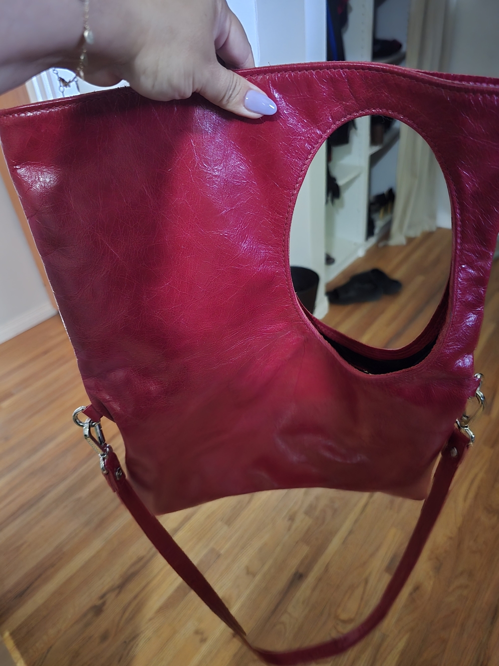 Unique Red Leather Circle-Handle Shoulder Bag From Italy